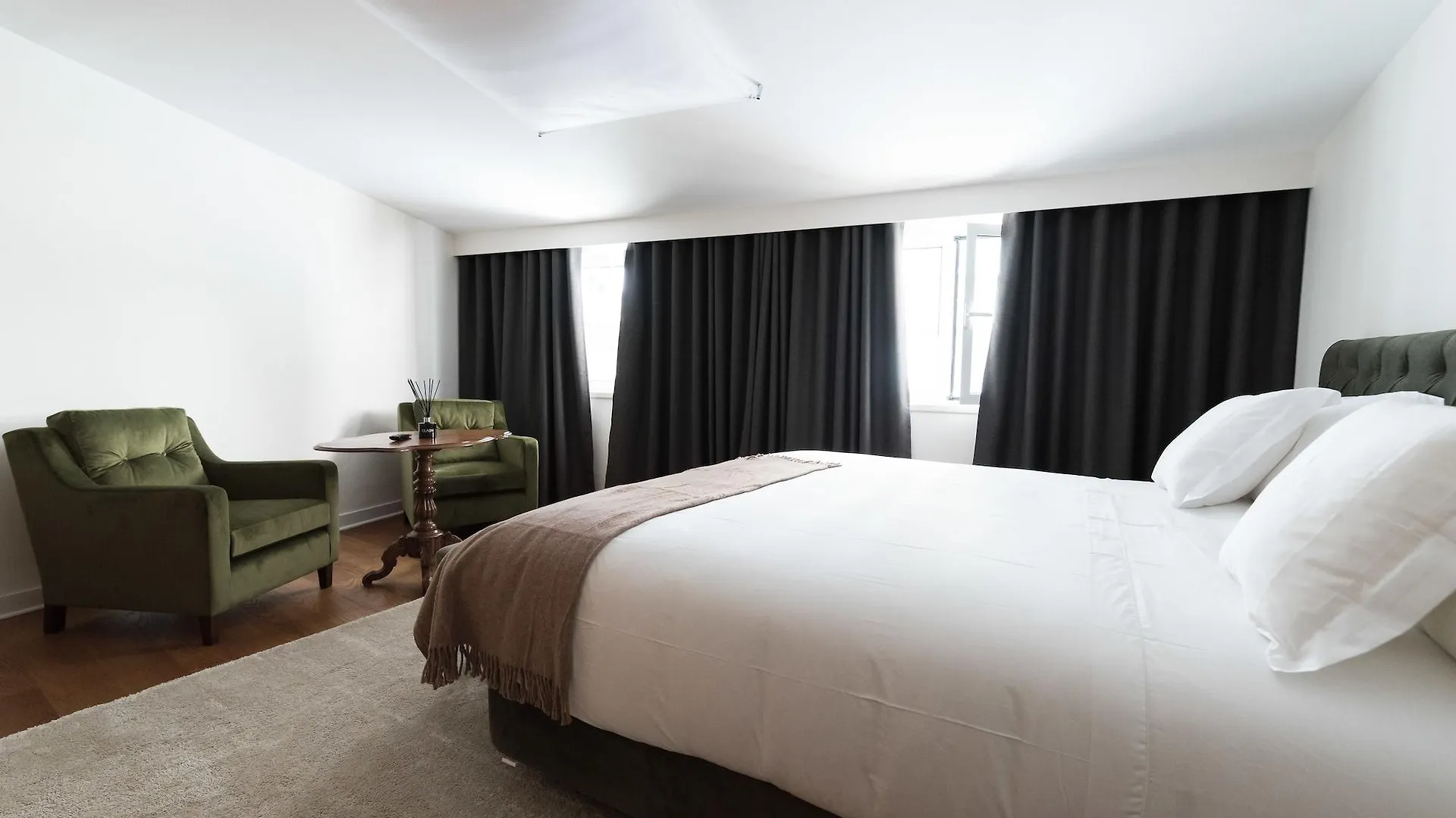 ****  1869 Principe Real House Bed & Breakfast Lisbon Portugal